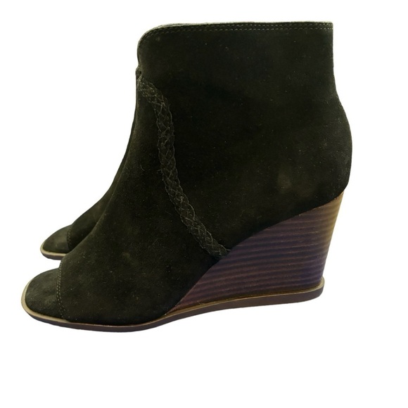 Lucky Brand Black Lureli Peep-Toe Platform Wedge Suede Bootie Size 7.5 - Picture 3 of 11